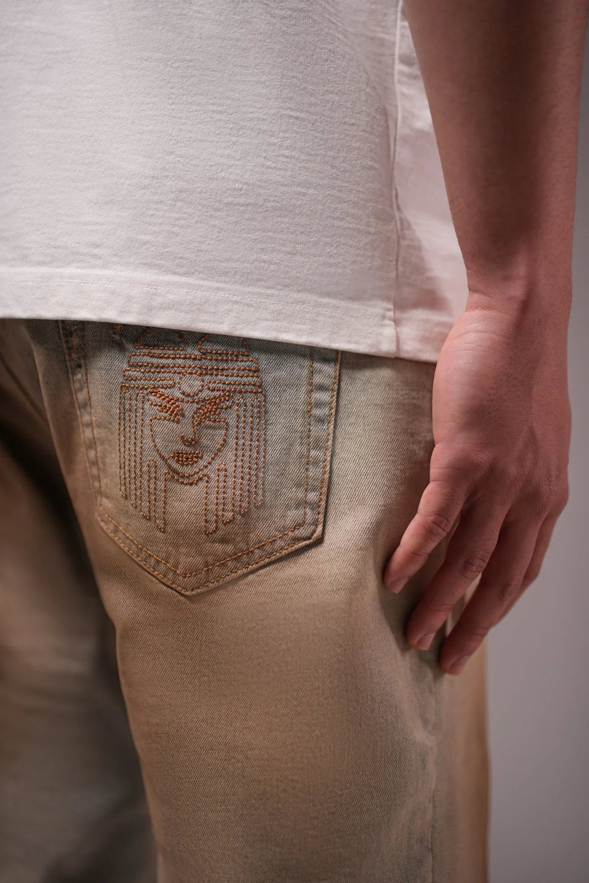 REY NEUVO || DIRTY DENIM