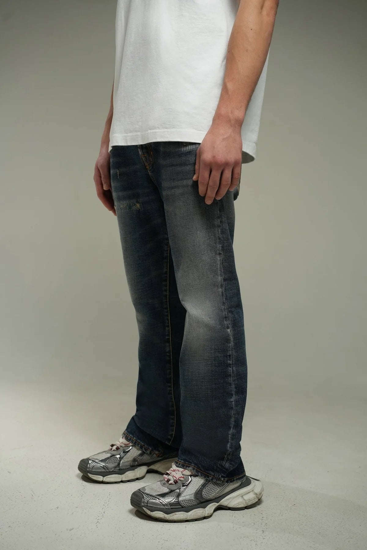 REY NUEVO || CLASSIC DENIM JEANS (unisex)