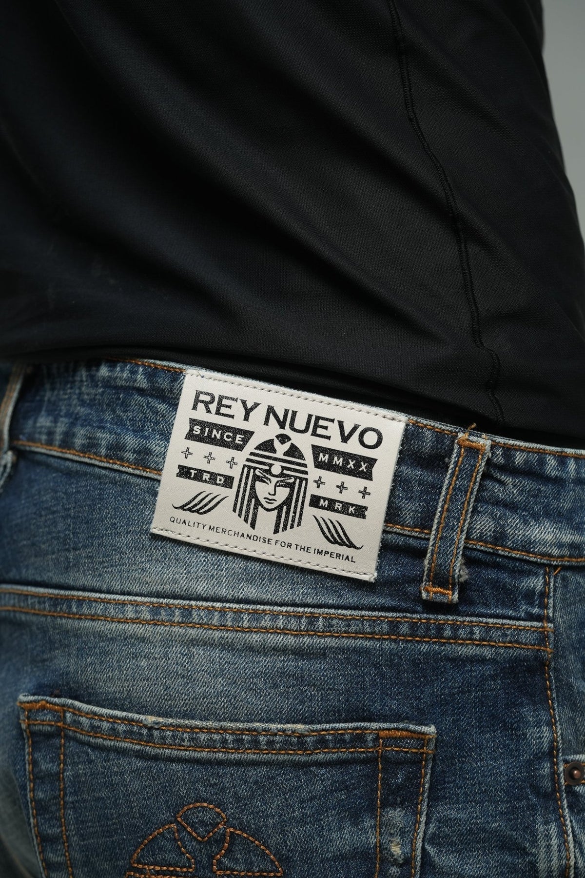 REY NUEVO || CLASSIC DENIM JEANS (unisex)